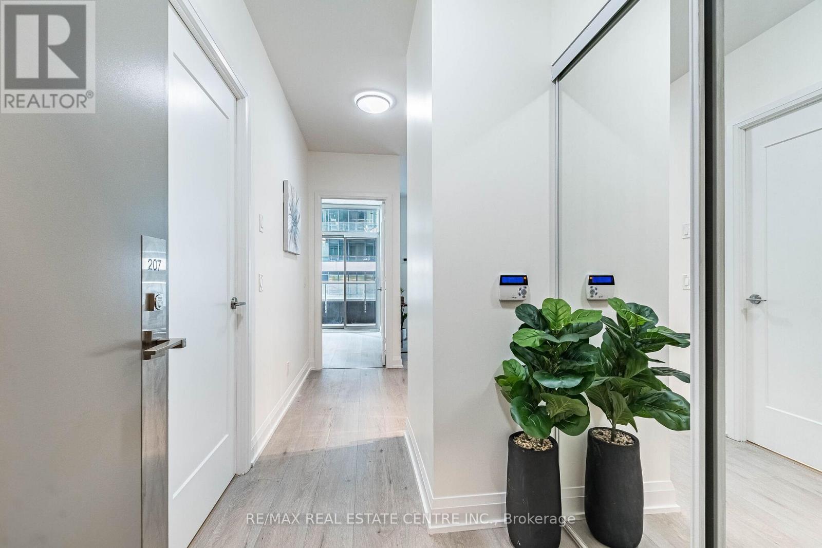 207 - 110 Marine Parade Drive, Toronto, Ontario  M8V 4G1 - Photo 7 - W12953420