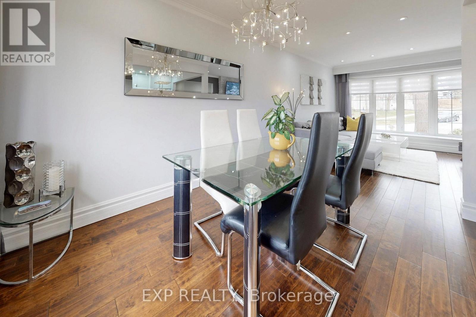 25 Mcmanus Road, Toronto, Ontario  M9P 2J9 - Photo 9 - W12949850