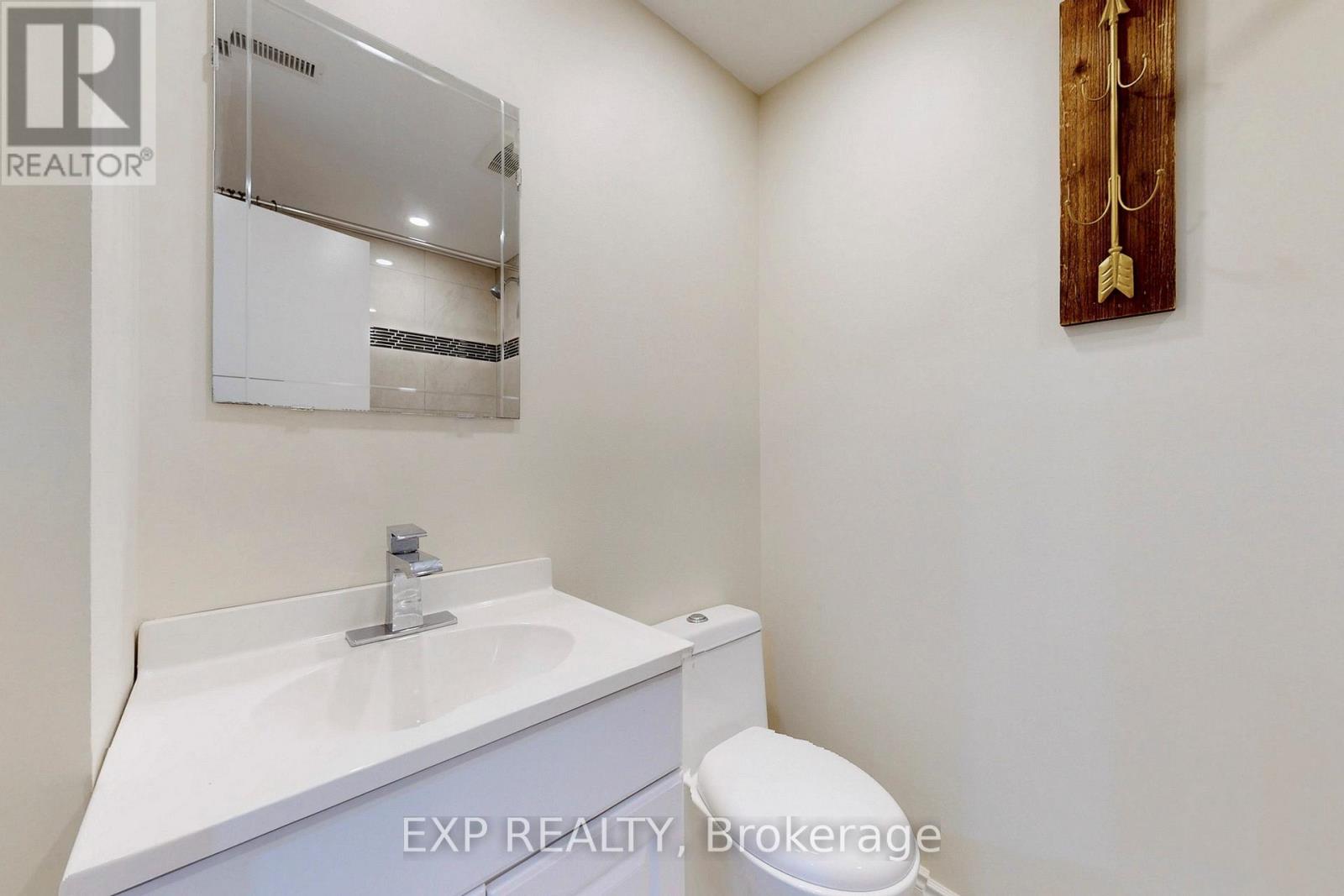 25 Mcmanus Road, Toronto, Ontario  M9P 2J9 - Photo 24 - W12949850