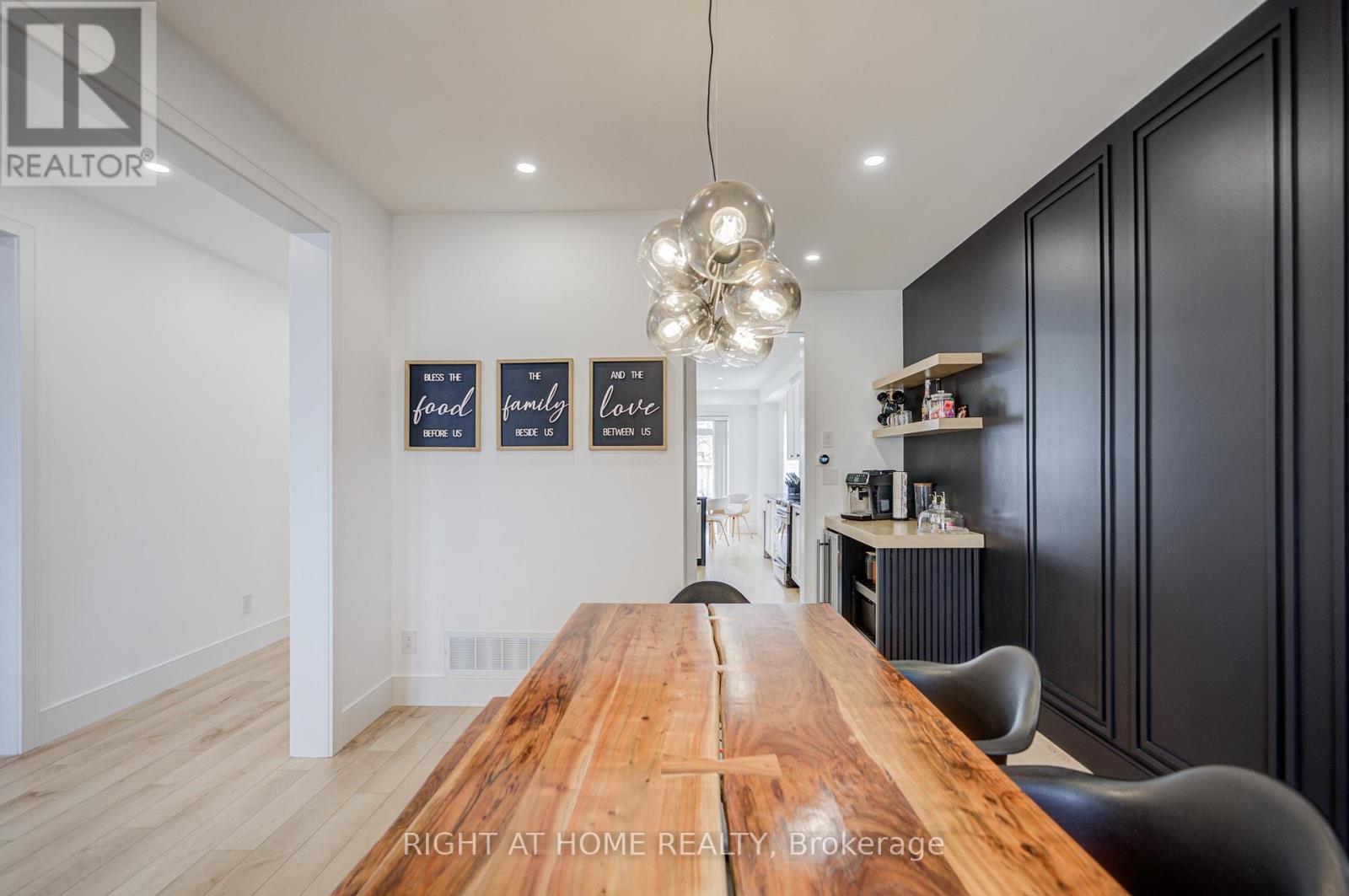 79 The Queensway Way, Barrie, Ontario  L4M 7J3 - Photo 12 - S12952022