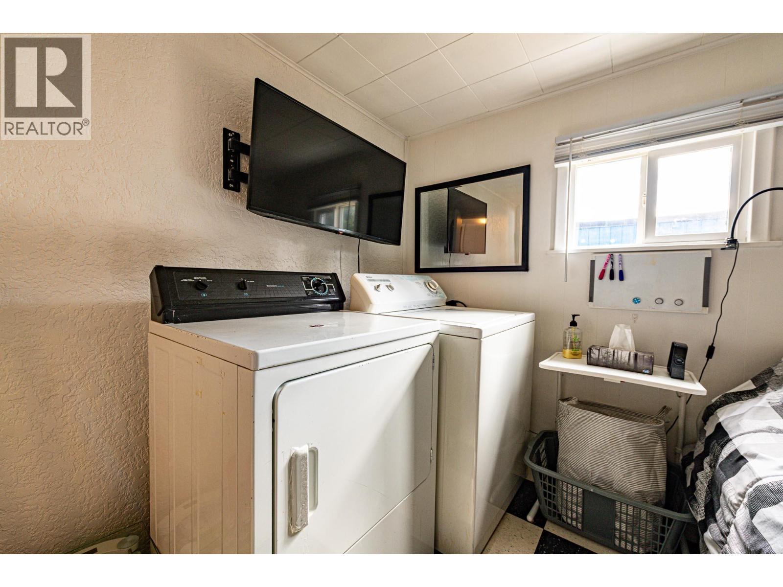 6910 1st Avenue, Ymir, British Columbia  V0G 2K0 - Photo 23 - 10380617