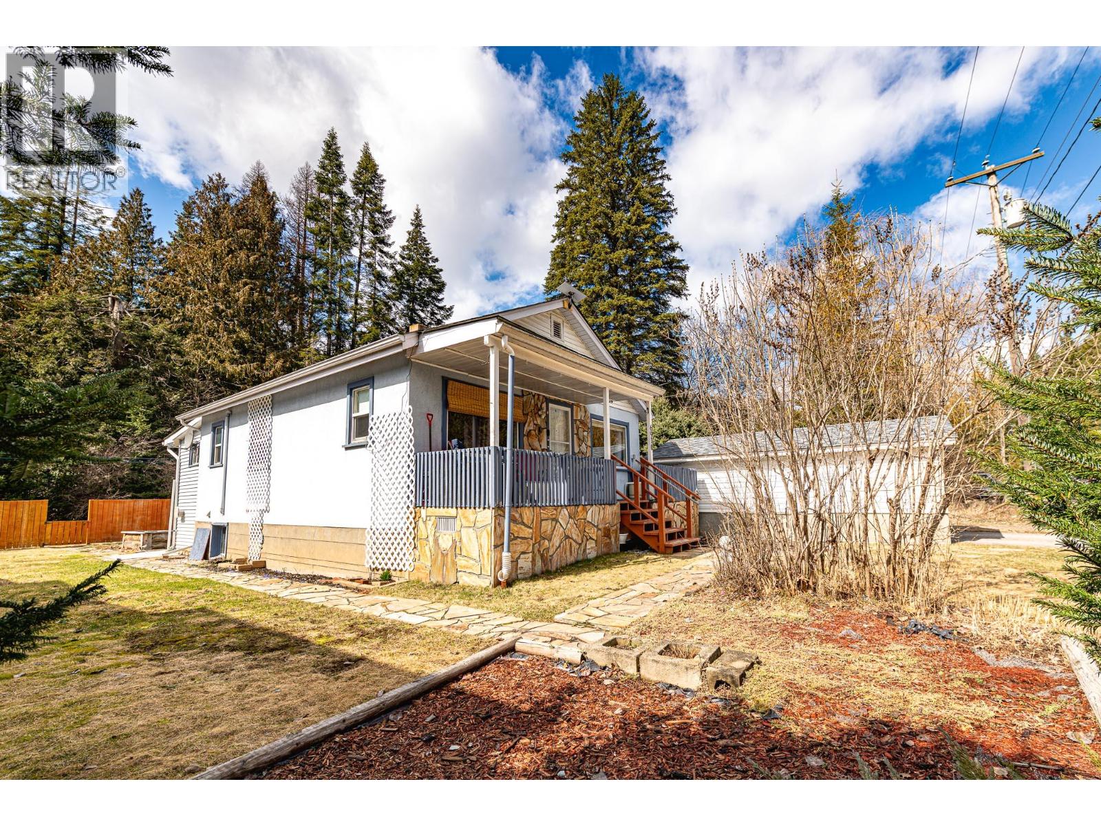 6910 1st Avenue, Ymir, British Columbia  V0G 2K0 - Photo 34 - 10380617