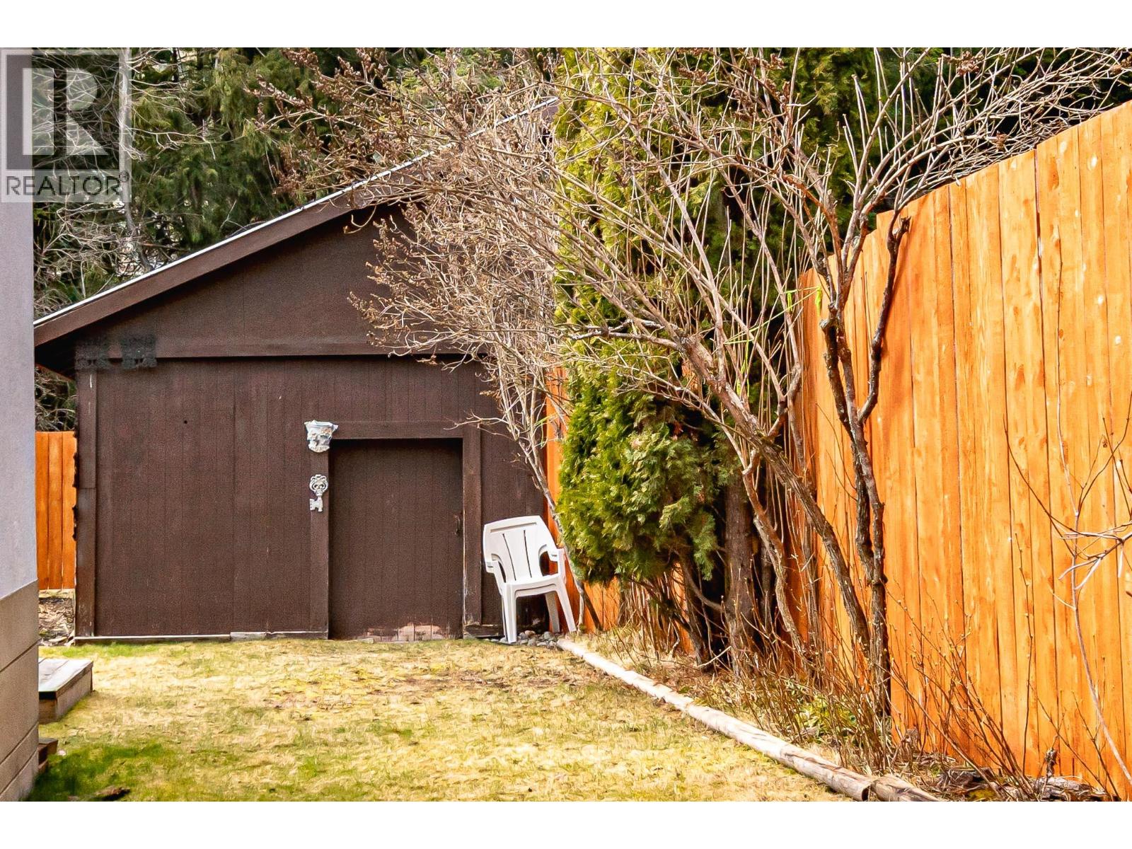 6910 1st Avenue, Ymir, British Columbia  V0G 2K0 - Photo 38 - 10380617