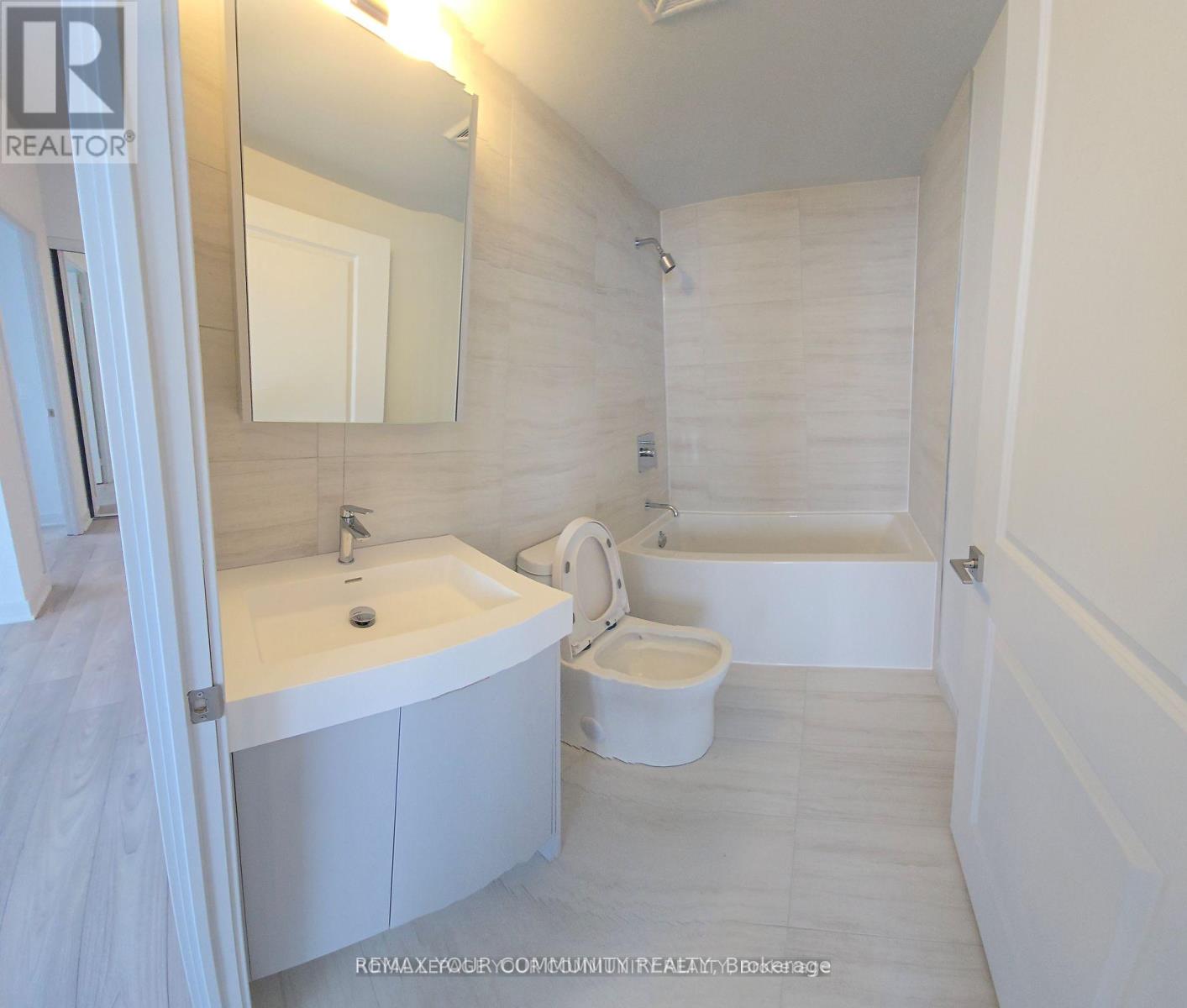 4407 - 2920 Highway 7 Road, Vaughan, Ontario  L4K 0P4 - Photo 10 - N12799268