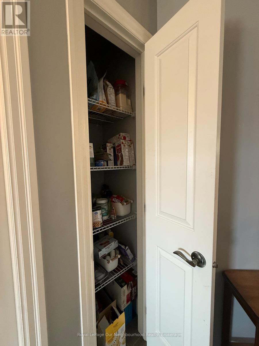 5 Mcintosh Crescent W, Quinte West, Ontario  K8V 0G1 - Photo 10 - X12953514