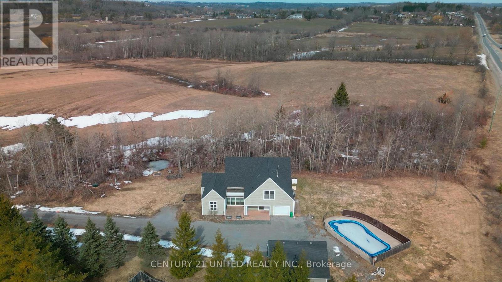 590 Maniece Avenue, Peterborough, Ontario  K9J 6X9 - Photo 2 - X12953580