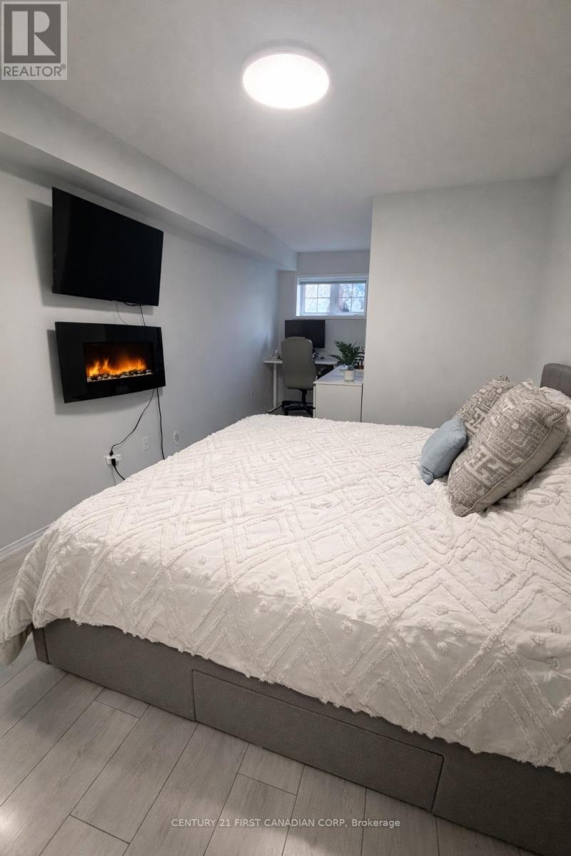 2 - 35 Hays Boulevard, Oakville, Ontario  L6H 0J1 - Photo 12 - W12953502