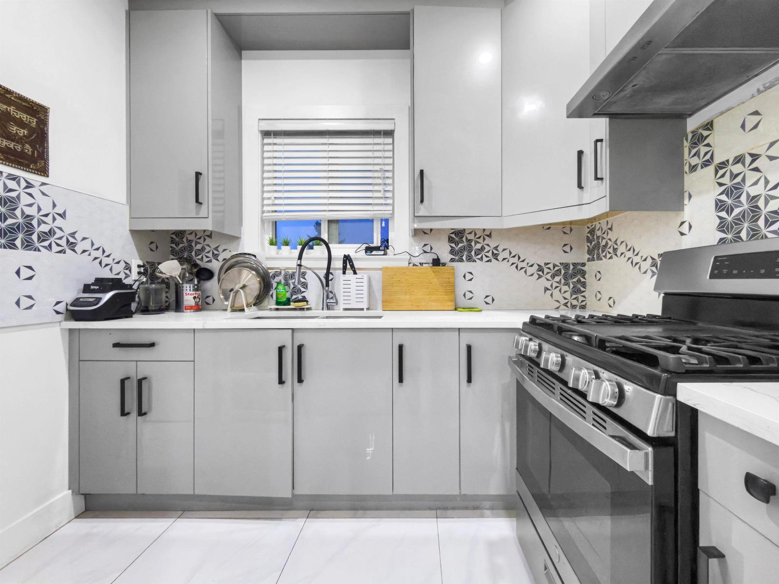 13469 80 Avenue, Surrey, British Columbia  V3W 3C2 - Photo 14 - R3106077