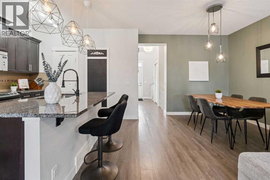 339 Fireside Place, Cochrane, Alberta  T4C 0R5 - Photo 3 - A2291891