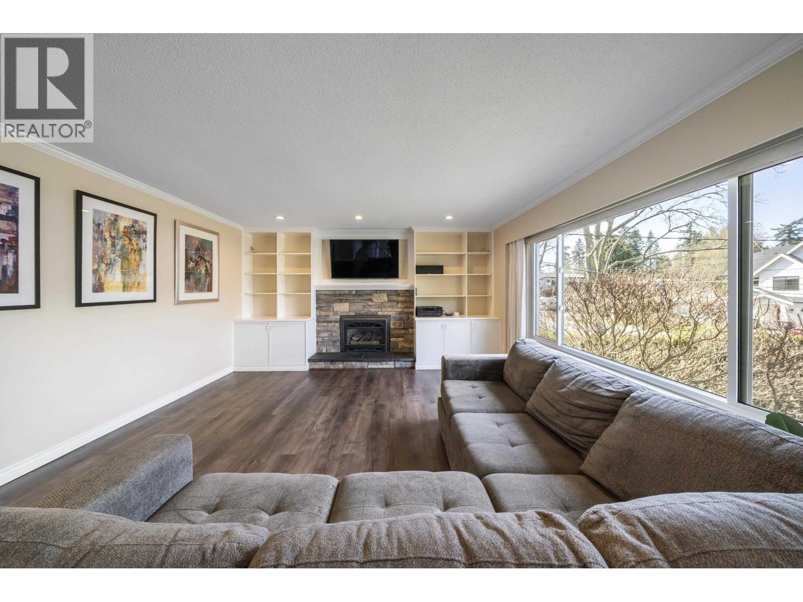 260 54a Street, Delta, British Columbia  V4M 3J3 - Photo 6 - R3106535