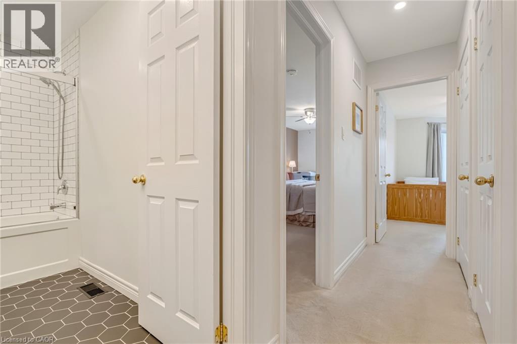 54 Nisbet Boulevard Unit# 16, Waterdown, Ontario  L8B 0Y3 - Photo 25 - 40813490