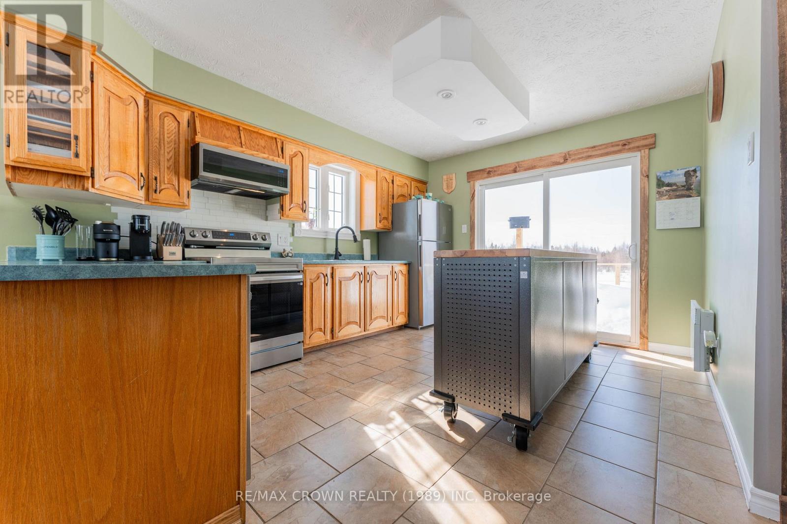 Fauquier - 194 Highway 11, Kapuskasing, Ontario  P0L 1G0 - Photo 10 - T12953744