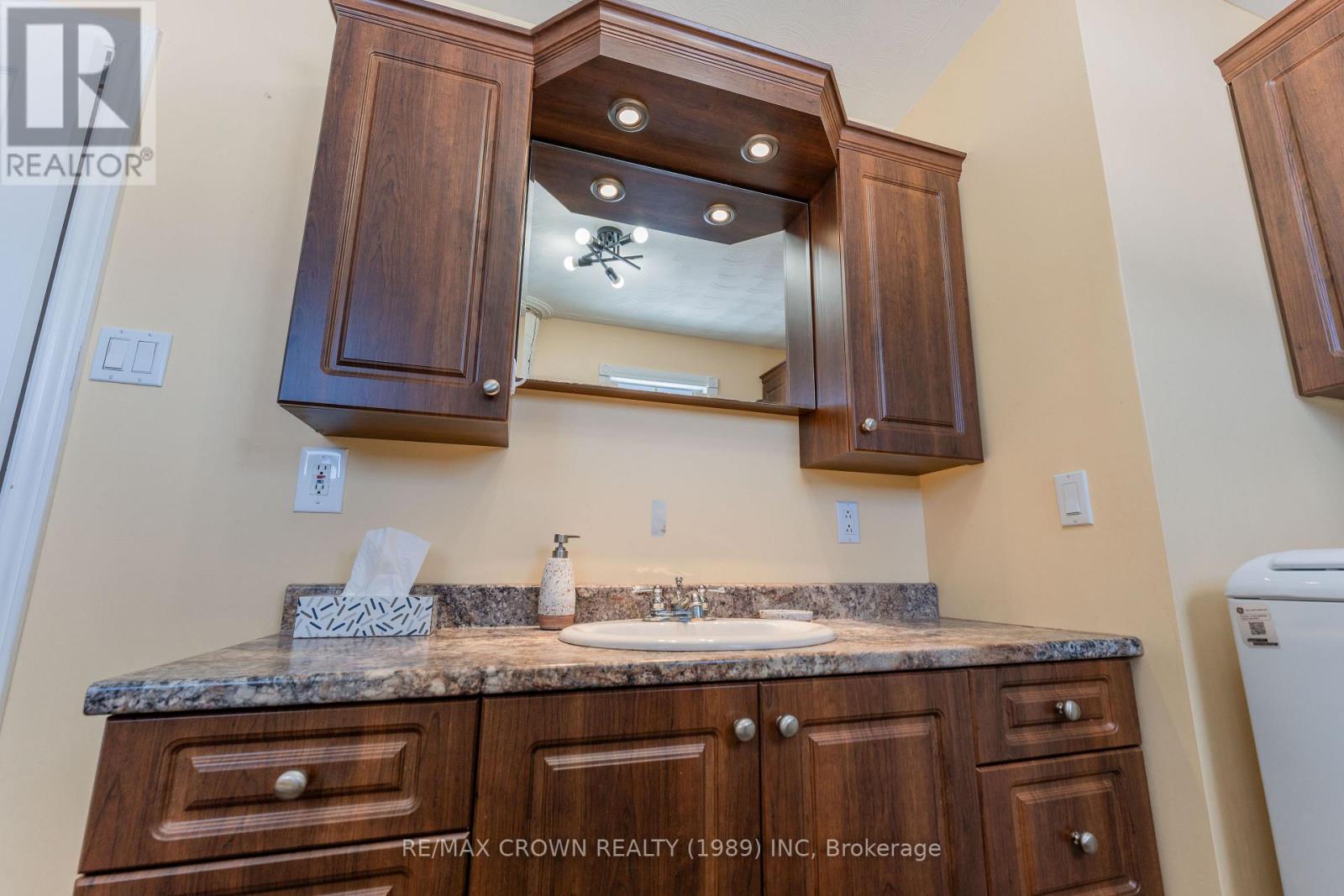 Fauquier - 194 Highway 11, Kapuskasing, Ontario  P0L 1G0 - Photo 18 - T12953744