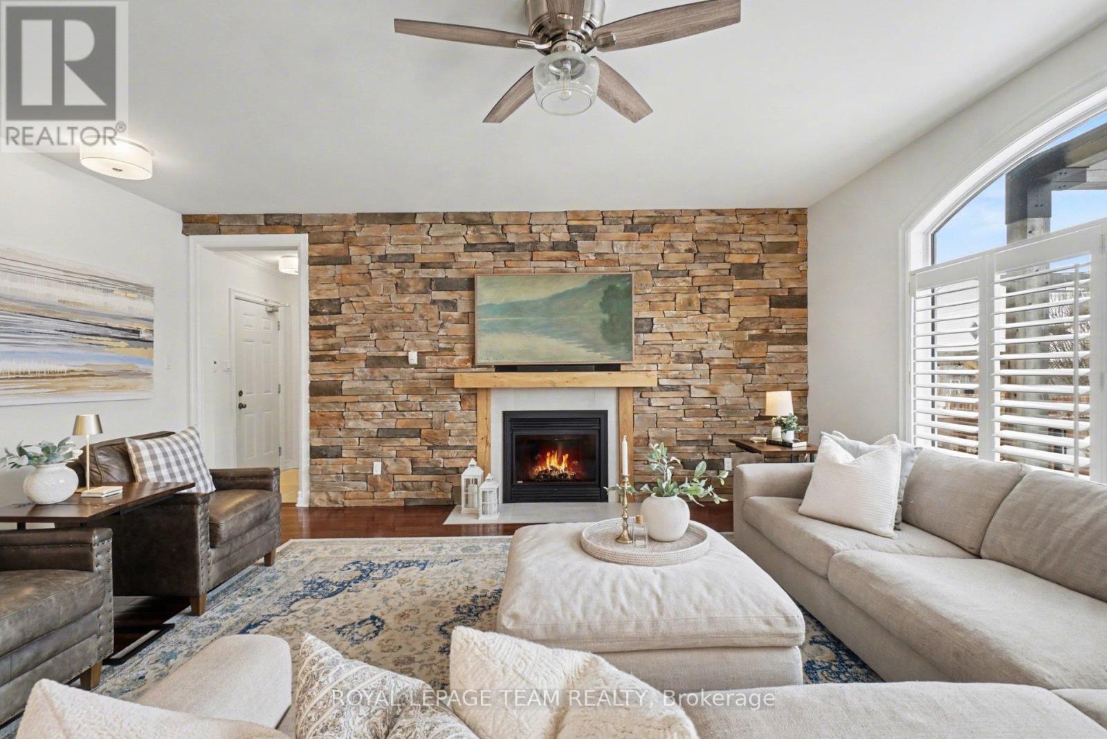 127 Lachaine Street, Russell, Ontario  K0A 1W0 - Photo 12 - X12953508