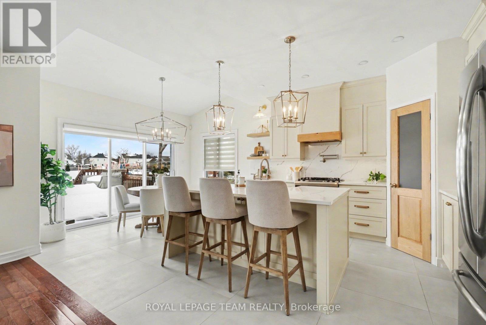 127 Lachaine Street, Russell, Ontario  K0A 1W0 - Photo 14 - X12953508