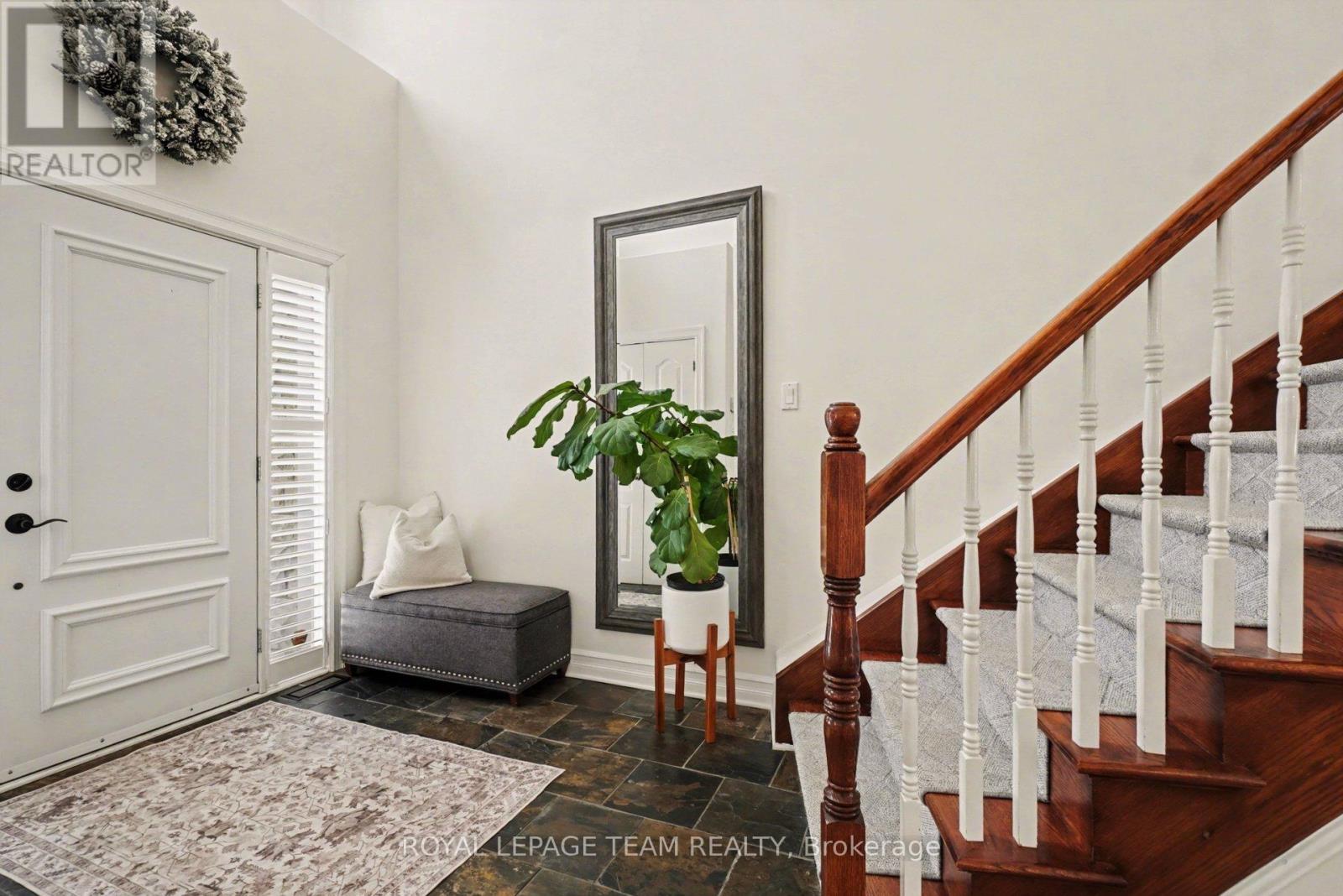 127 Lachaine Street, Russell, Ontario  K0A 1W0 - Photo 5 - X12953508