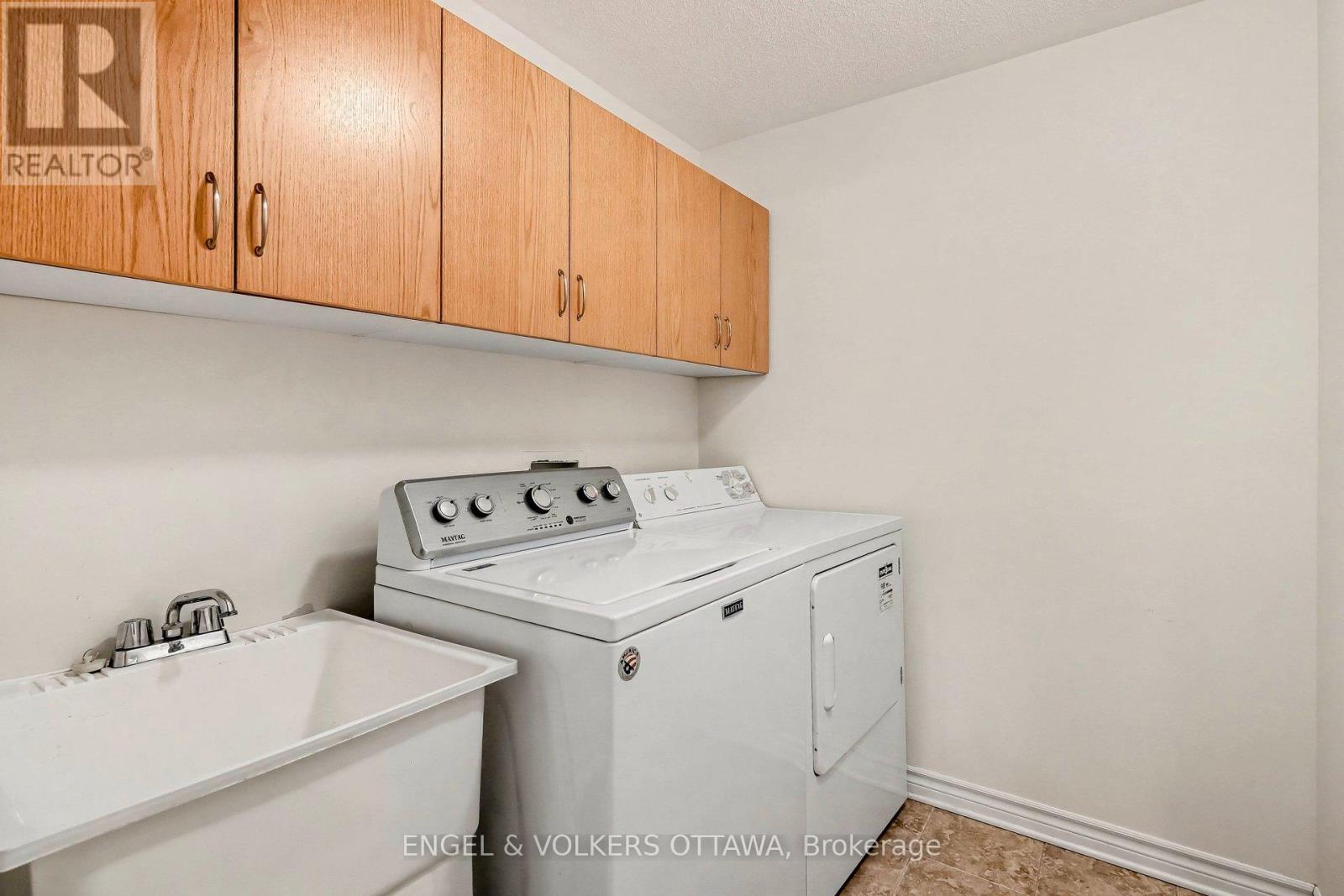 257 Bulrush Crescent, Ottawa, Ontario  K1T 0E5 - Photo 25 - X12953560