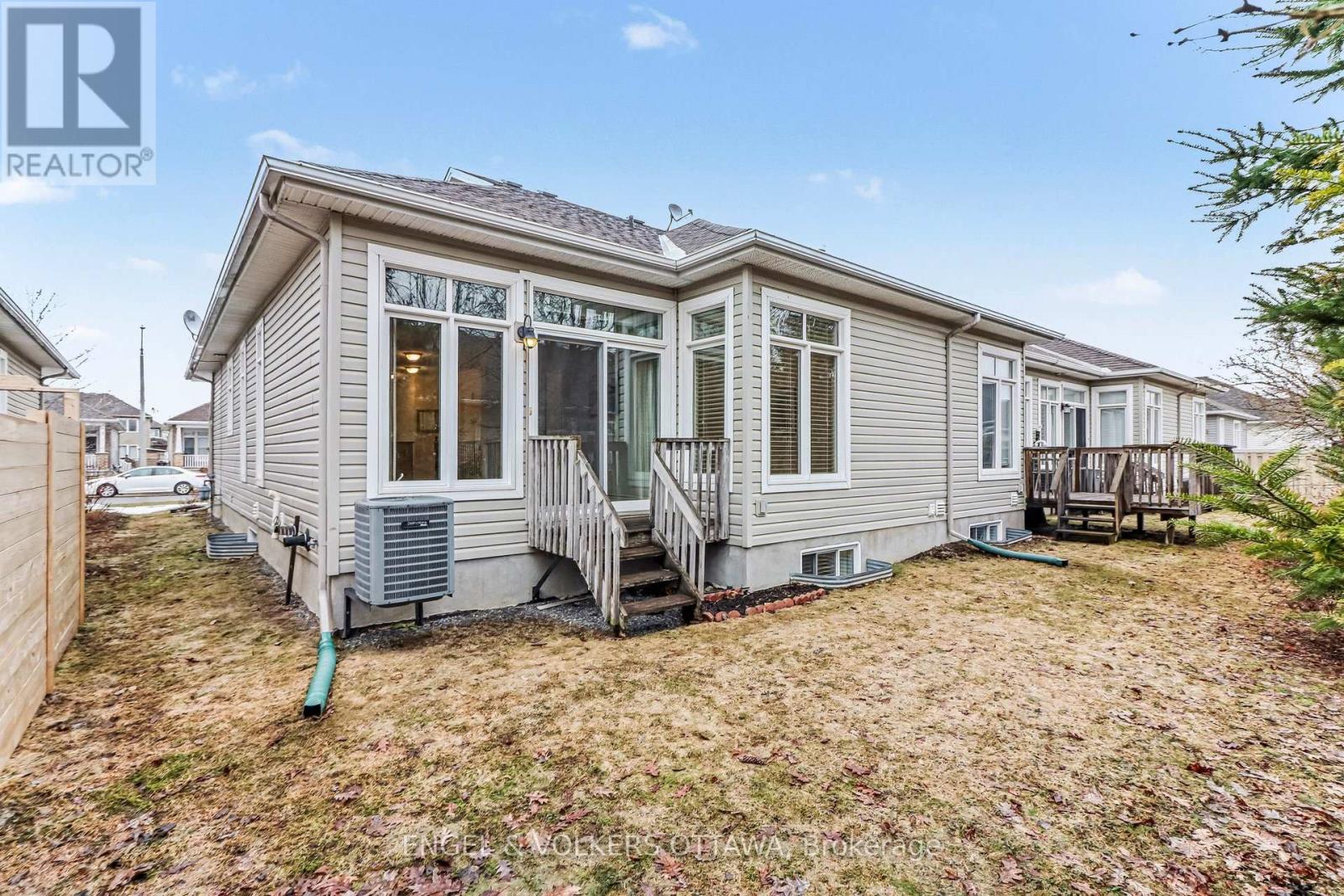 257 Bulrush Crescent, Ottawa, Ontario  K1T 0E5 - Photo 31 - X12953560