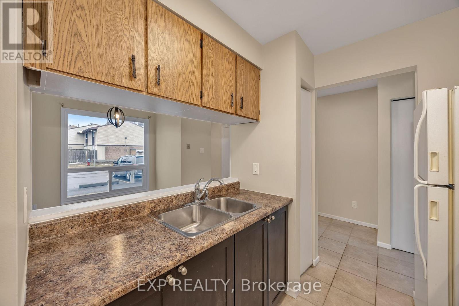 104 - 2570 Southvale Crescent, Ottawa, Ontario  K1B 5B7 - Photo 10 - X12953574