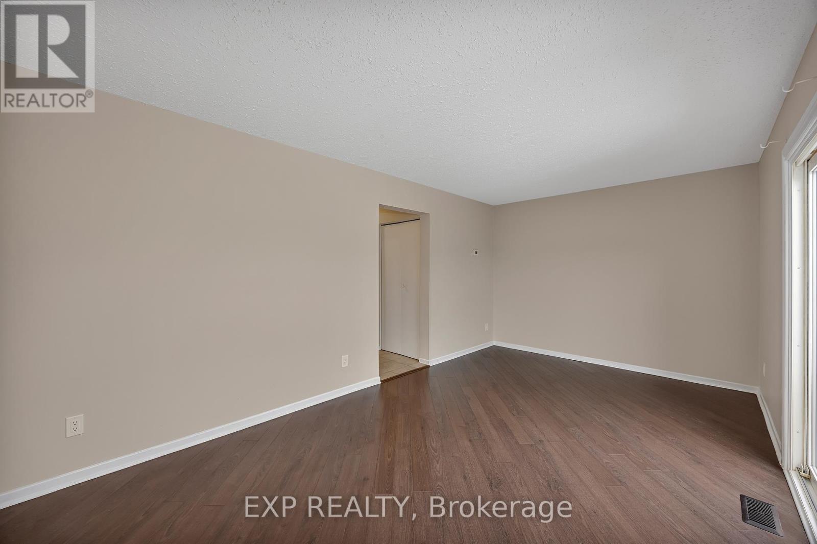 104 - 2570 Southvale Crescent, Ottawa, Ontario  K1B 5B7 - Photo 14 - X12953574