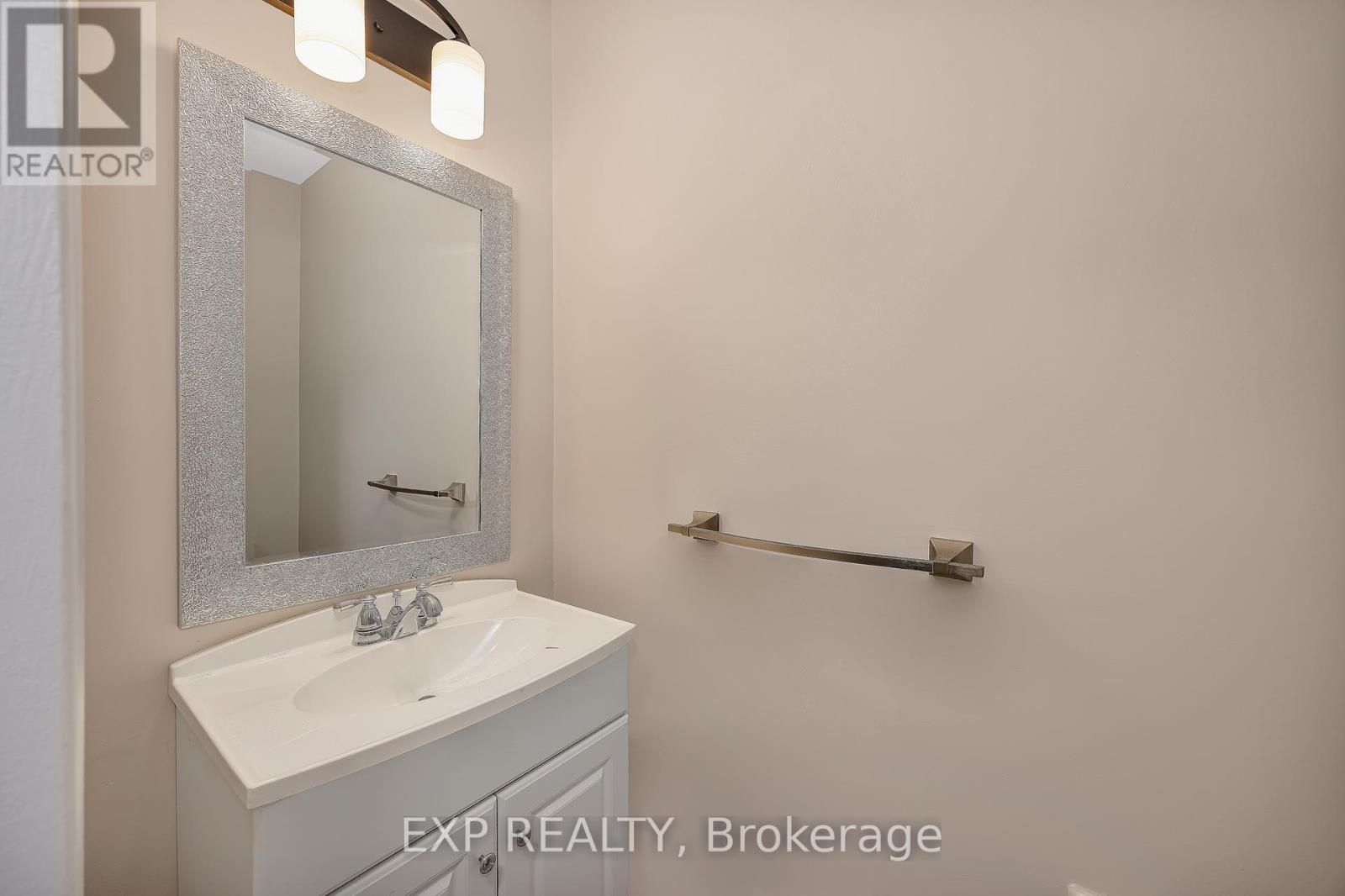 104 - 2570 Southvale Crescent, Ottawa, Ontario  K1B 5B7 - Photo 16 - X12953574