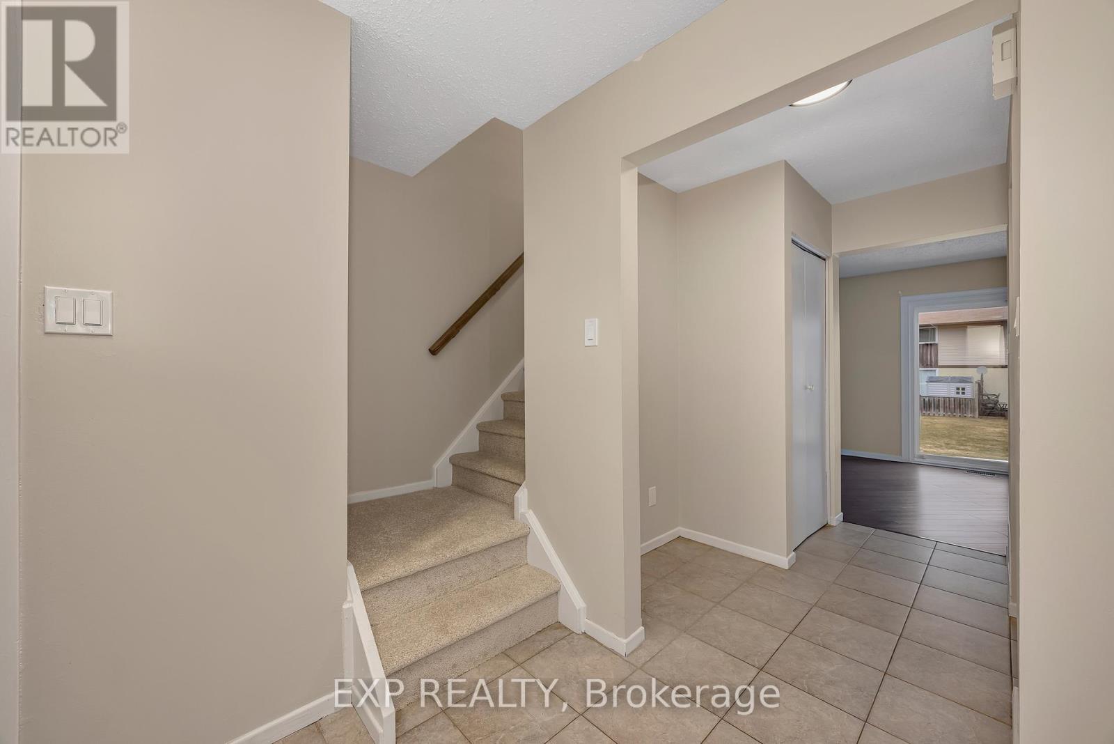 104 - 2570 Southvale Crescent, Ottawa, Ontario  K1B 5B7 - Photo 17 - X12953574