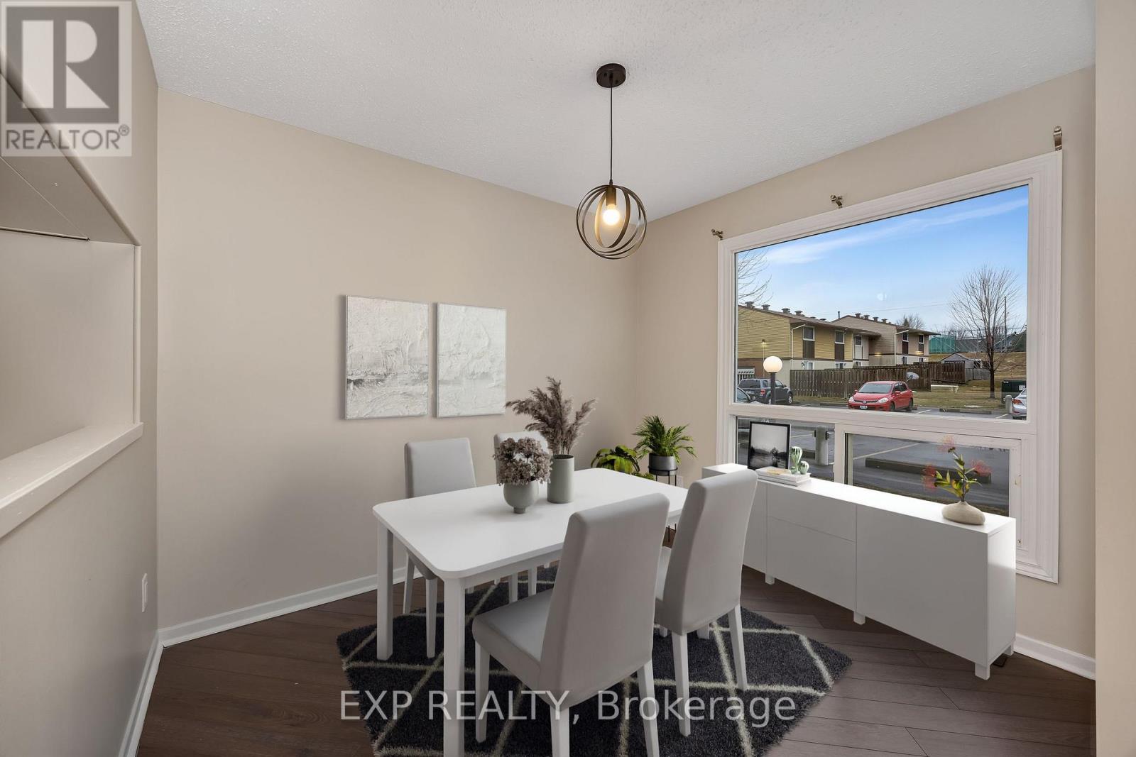 104 - 2570 Southvale Crescent, Ottawa, Ontario  K1B 5B7 - Photo 2 - X12953574