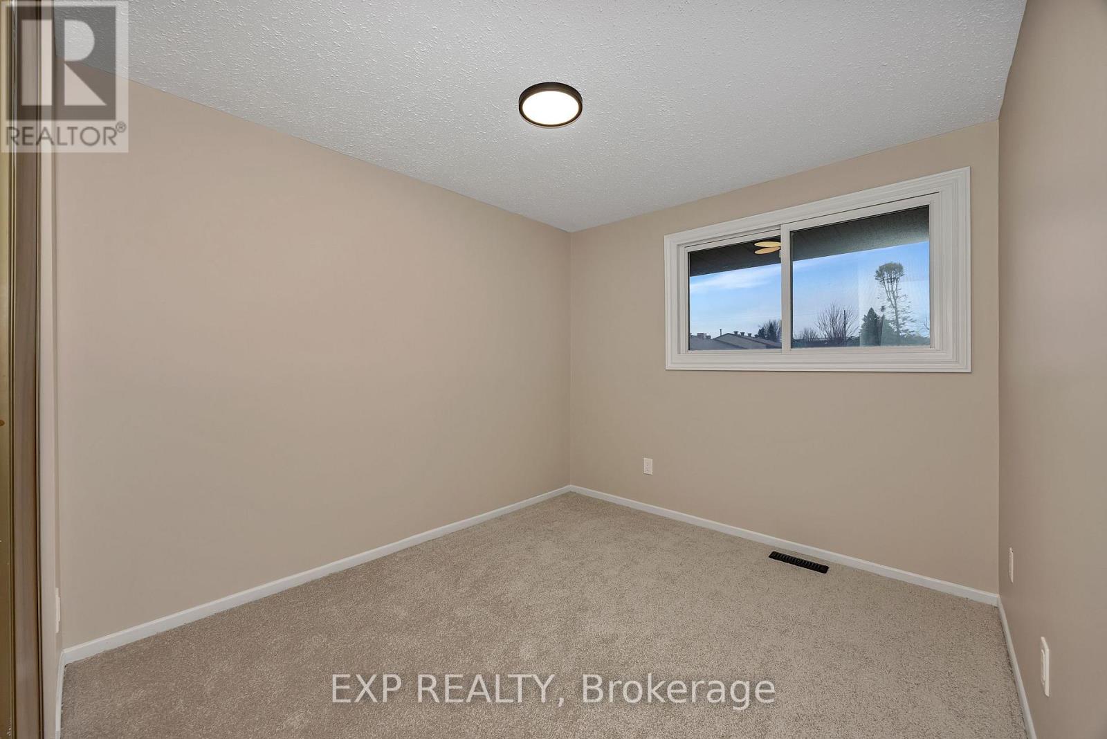 104 - 2570 Southvale Crescent, Ottawa, Ontario  K1B 5B7 - Photo 25 - X12953574