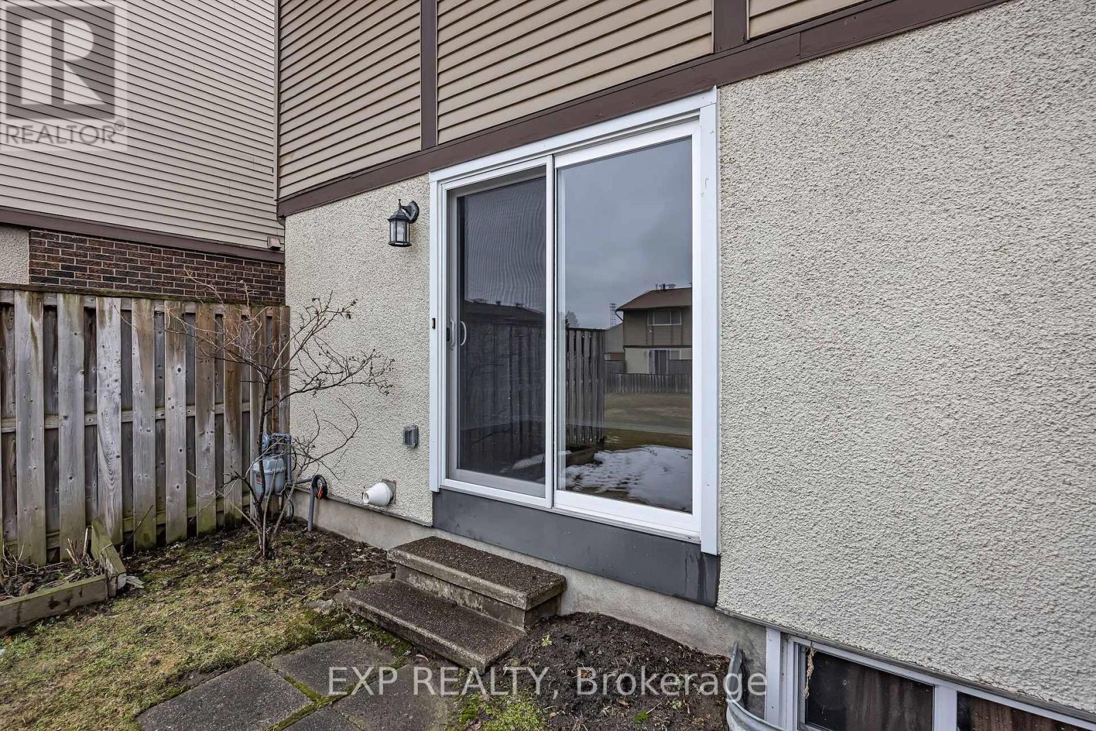 104 - 2570 Southvale Crescent, Ottawa, Ontario  K1B 5B7 - Photo 29 - X12953574