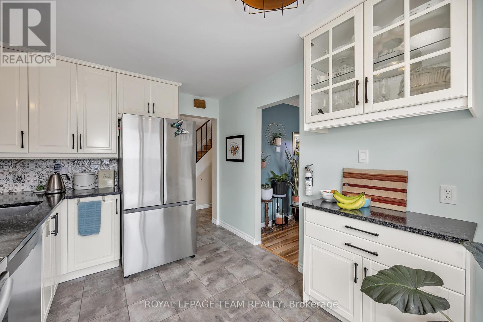 123 - 837 Eastvale Drive, Ottawa, Ontario  K1J 7T5 - Photo 13 - X12953582