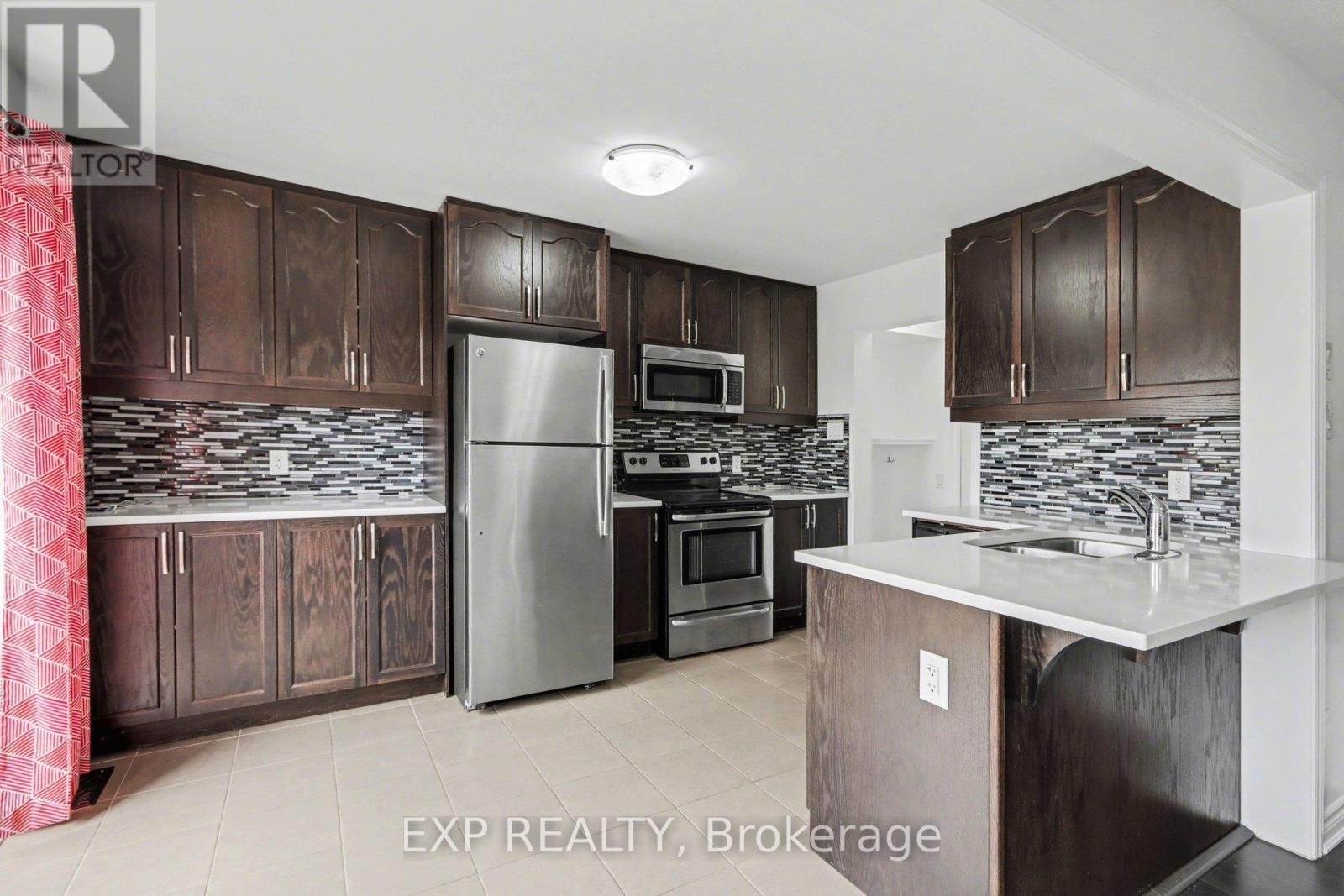 342 Astelia Crescent, Ottawa, Ontario  K2S 0W7 - Photo 12 - X12953614