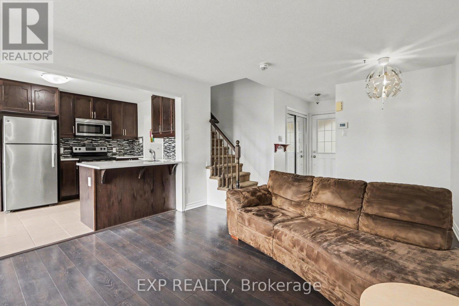 342 Astelia Crescent, Ottawa, Ontario  K2S 0W7 - Photo 7 - X12953614