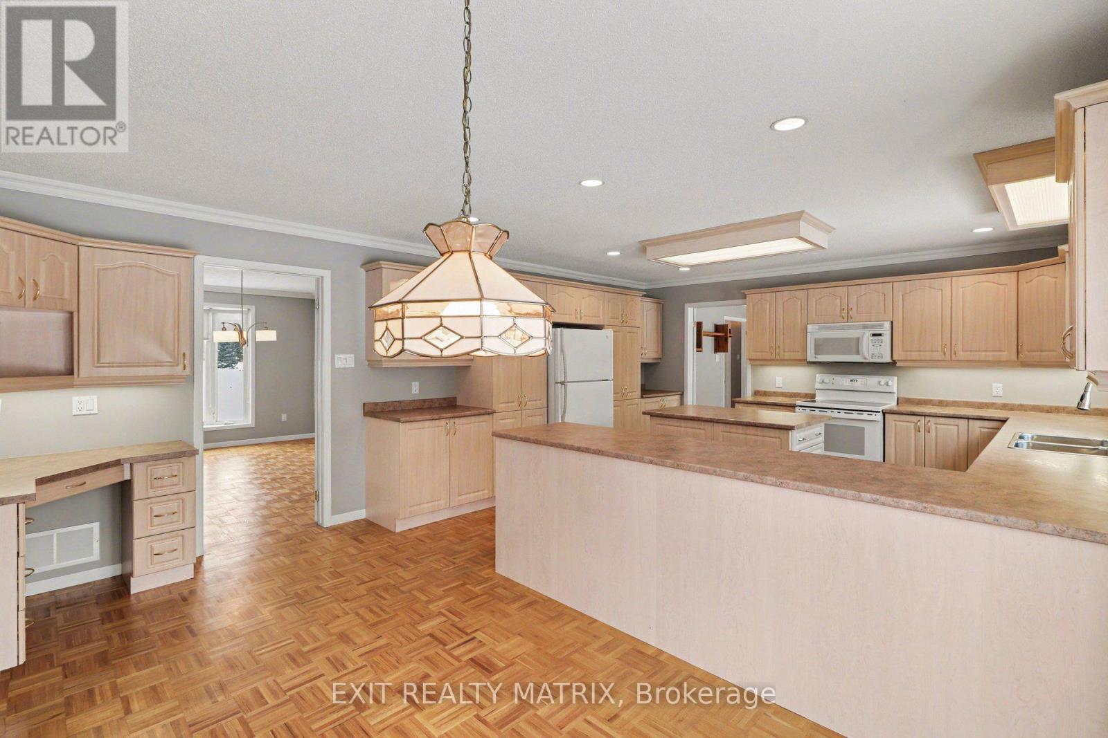 8329 Rodney Farm Drive, Ottawa, Ontario  K0A 2P0 - Photo 13 - X12953698