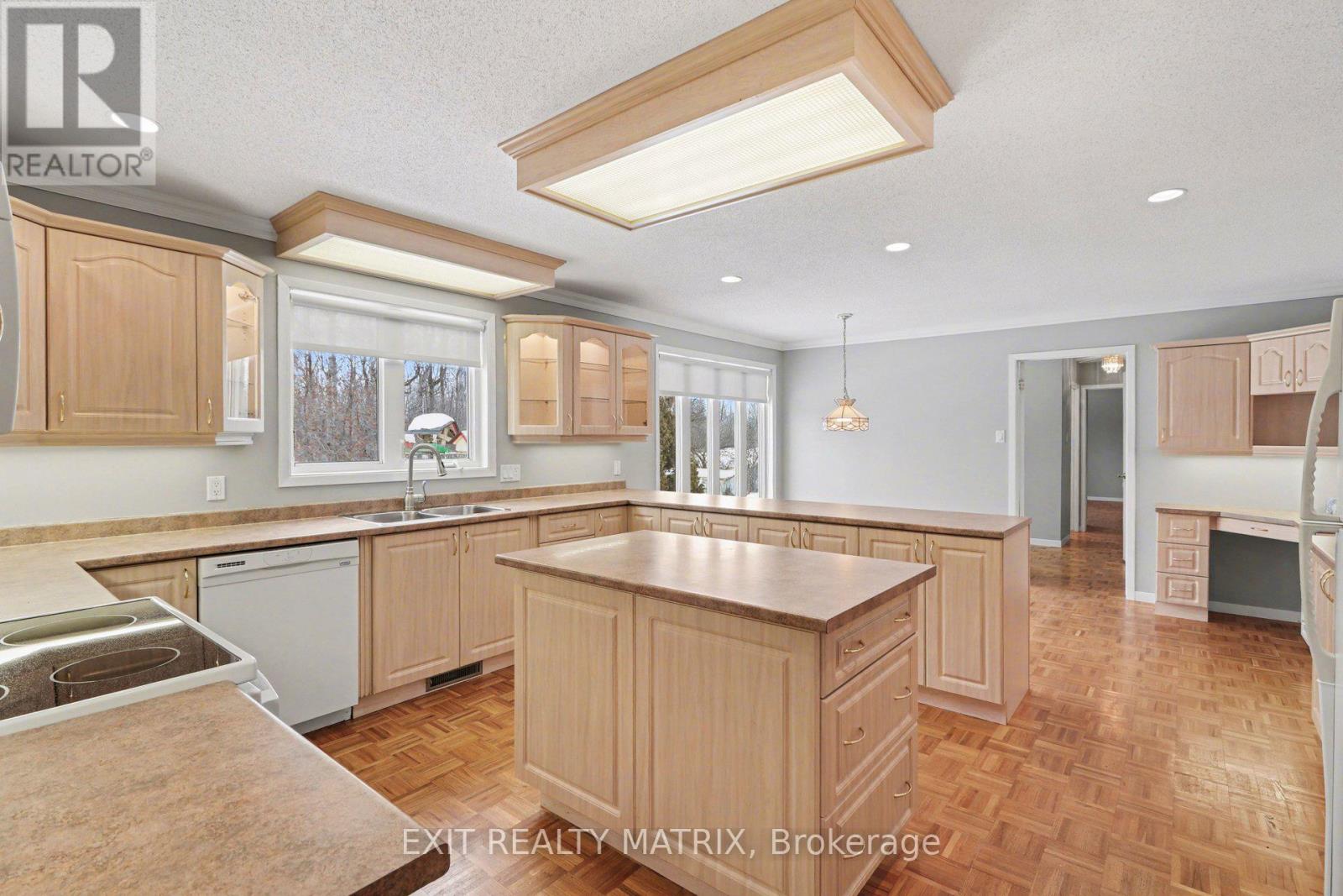 8329 Rodney Farm Drive, Ottawa, Ontario  K0A 2P0 - Photo 15 - X12953698