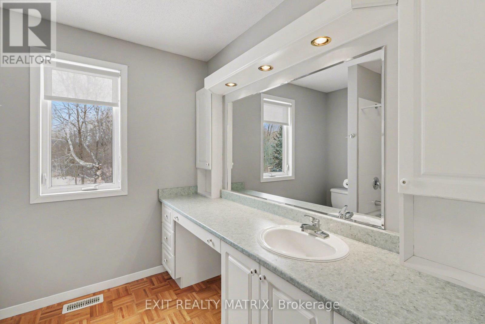 8329 Rodney Farm Drive, Ottawa, Ontario  K0A 2P0 - Photo 34 - X12953698