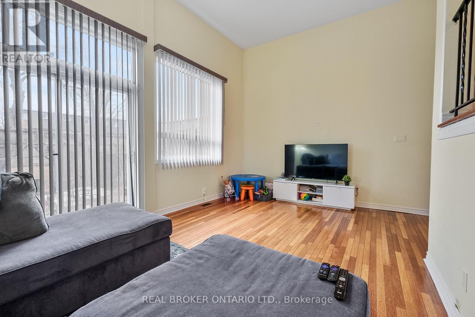 41 - 2669 Southvale Crescent, Ottawa, Ontario  K1B 4V2 - Photo 5 - X12953750