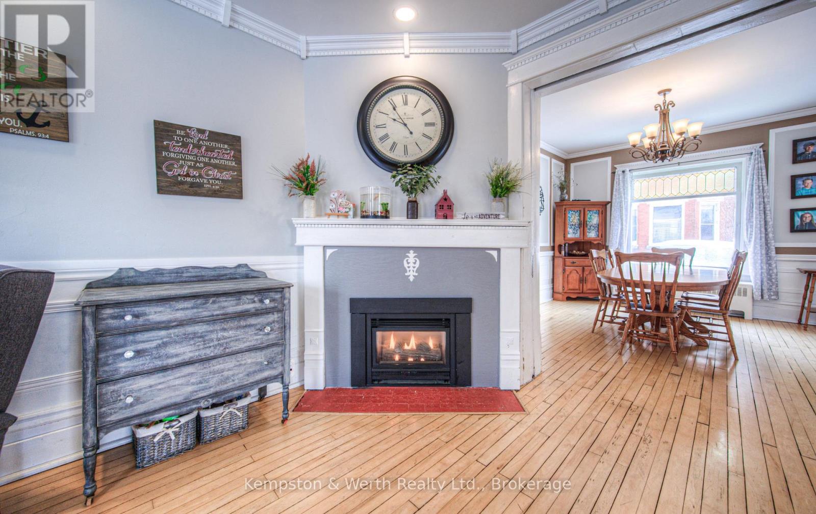 333 Barber Avenue N, North Perth (Listowel), Ontario  N4W 1R8 - Photo 10 - X12661780