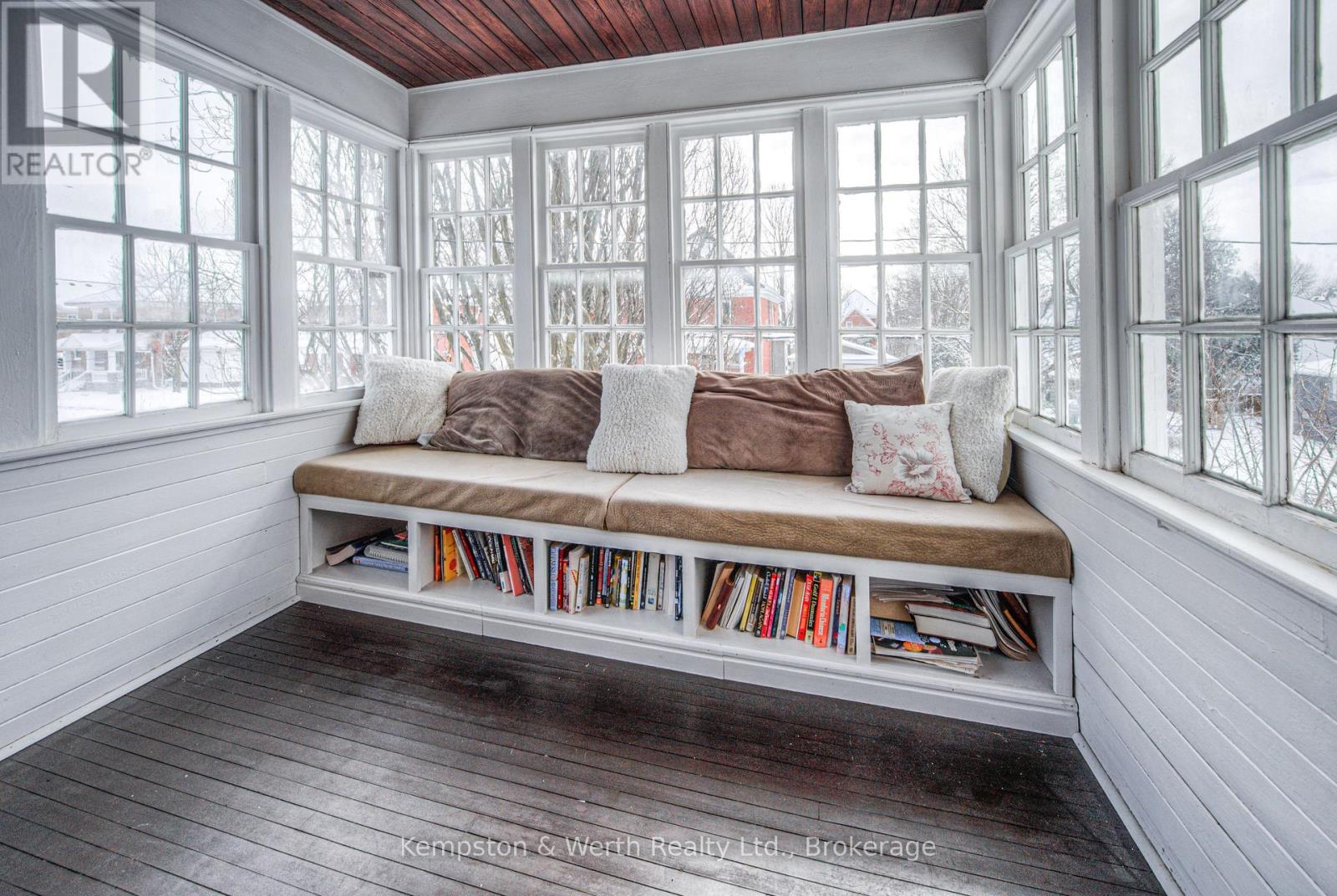 333 Barber Avenue N, North Perth (Listowel), Ontario  N4W 1R8 - Photo 30 - X12661780