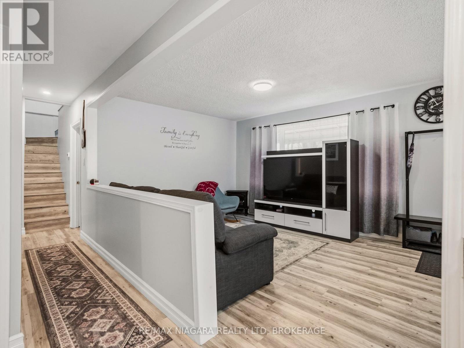 198 Murray Street, Fort Erie, Ontario  L2A 2B6 - Photo 11 - X12953540