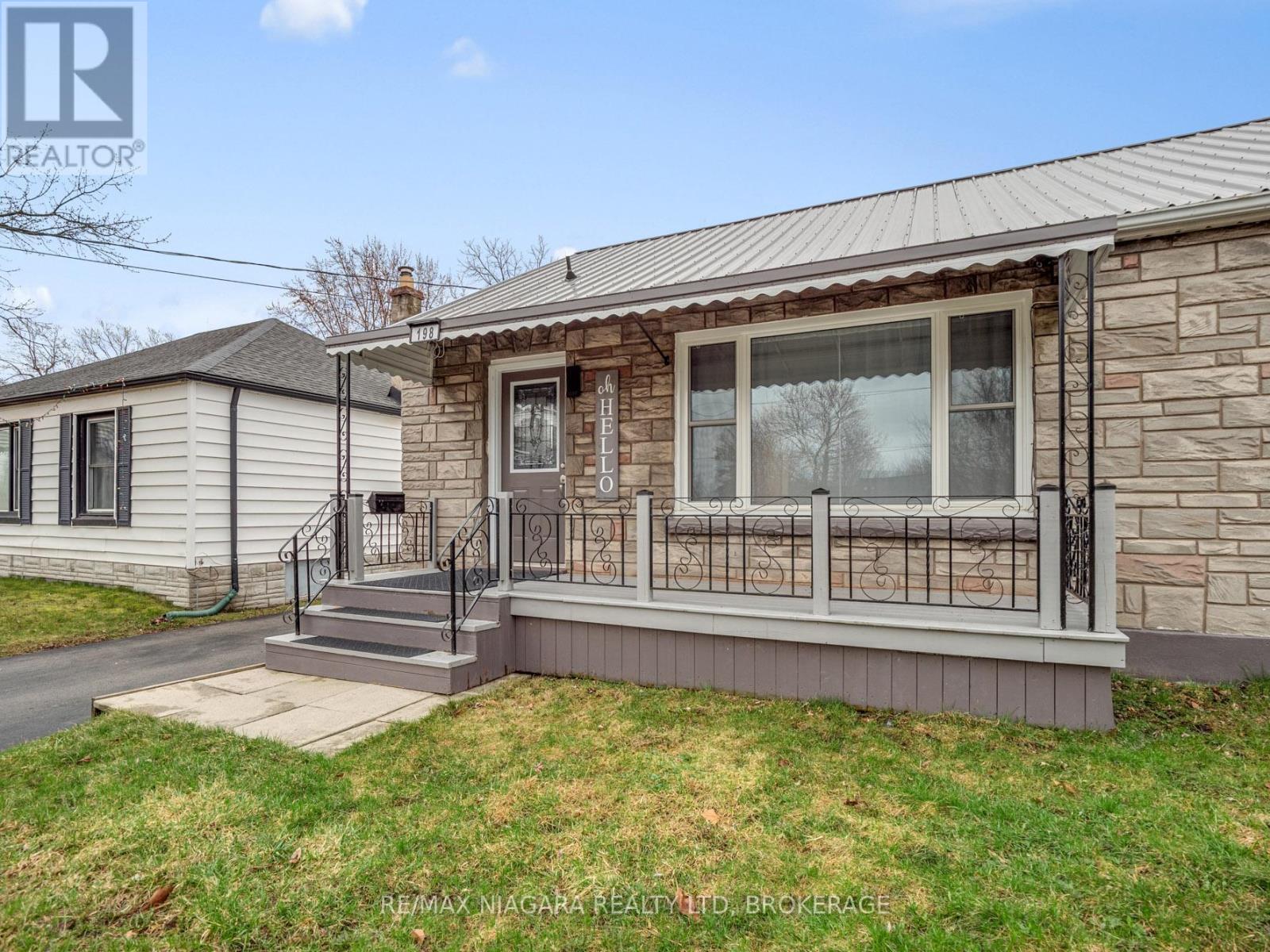 198 Murray Street, Fort Erie, Ontario  L2A 2B6 - Photo 3 - X12953540