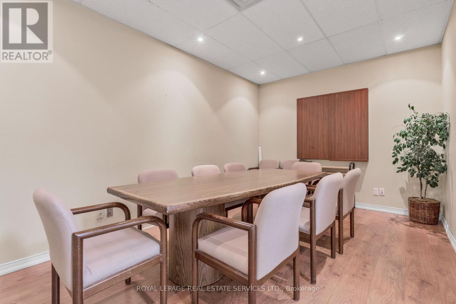 7626a Yonge Street, Vaughan, Ontario  L4J 1V9 - Photo 9 - N12943132