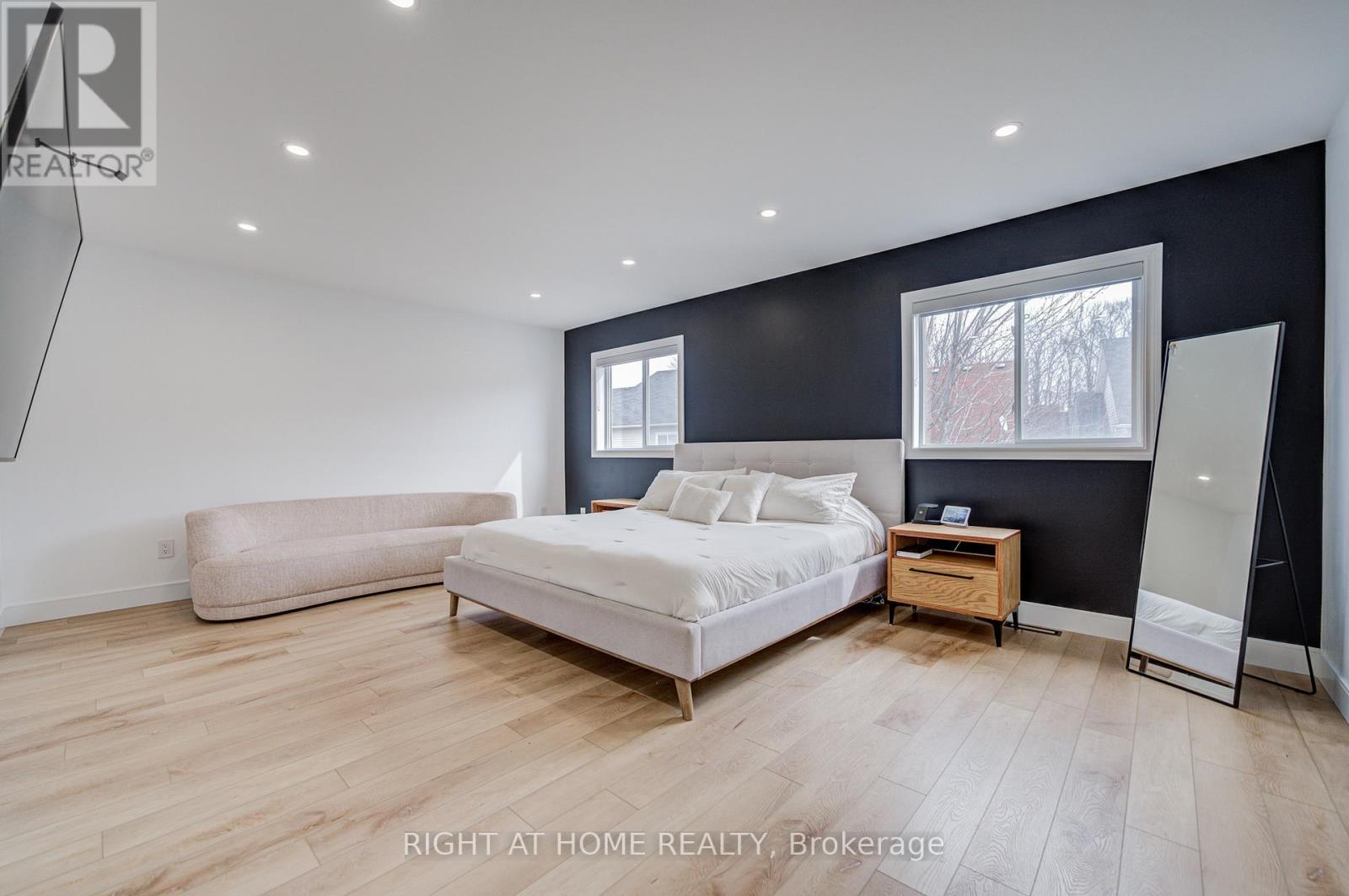 79 The Queensway Way, Barrie, Ontario  L4M 7J3 - Photo 23 - S12952022