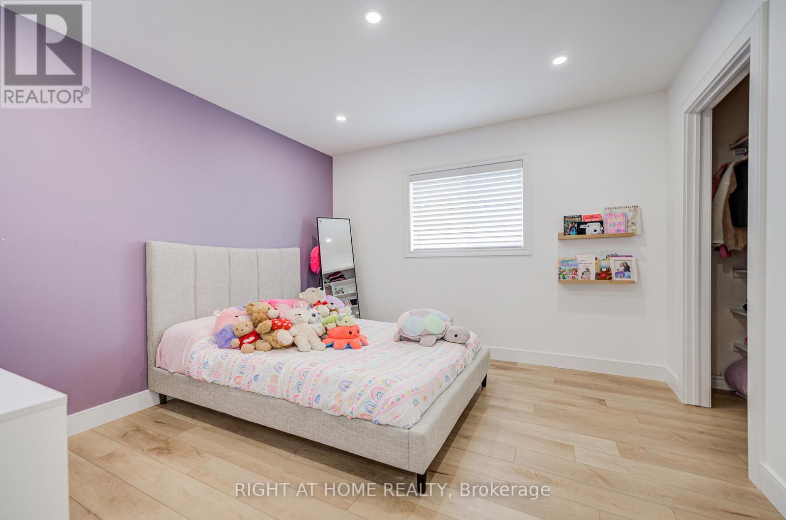 79 The Queensway Way, Barrie, Ontario  L4M 7J3 - Photo 27 - S12952022