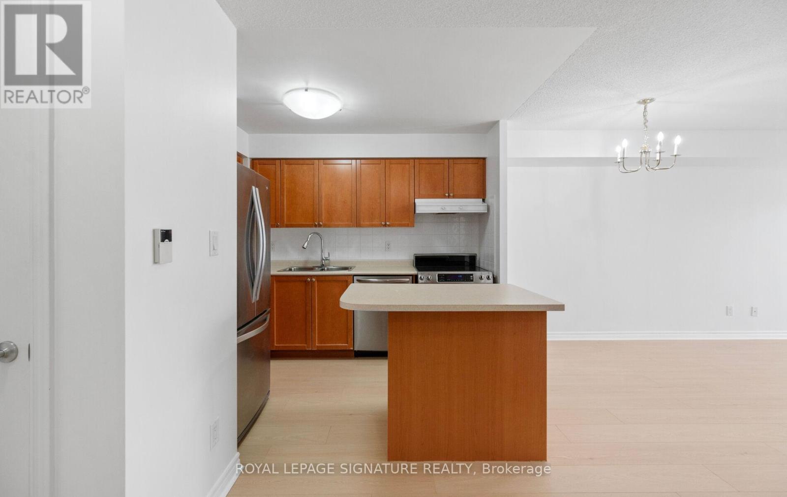 1508 - 3880 Duke Of York Boulevard, Mississauga, Ontario  L5B 4M7 - Photo 14 - W12773672