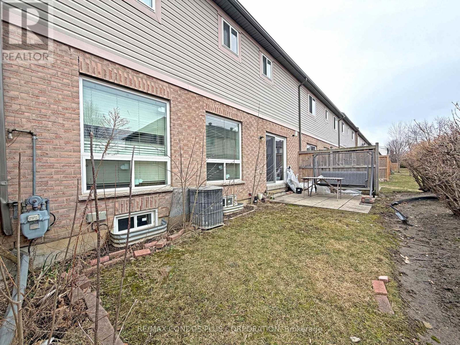 517 Ravenstone Crescent, Mississauga, Ontario  L5R 4A6 - Photo 10 - W12807886