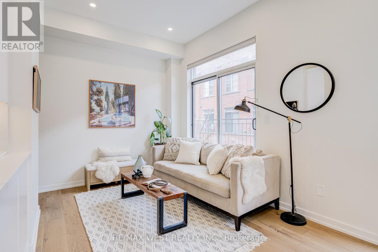 3 - 1396 Bloor Street W, Toronto, Ontario  M6P 4H6 - Photo 12 - W12952792