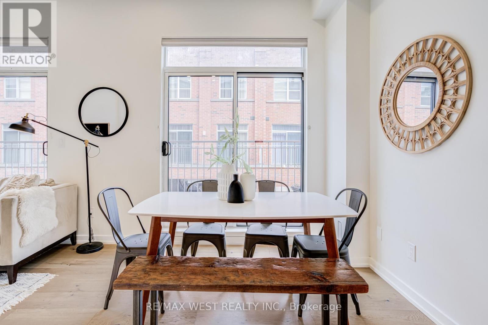 3 - 1396 Bloor Street W, Toronto, Ontario  M6P 4H6 - Photo 11 - W12952792