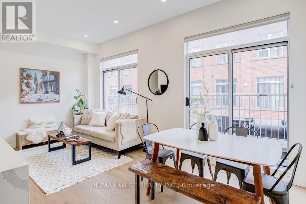 3 - 1396 Bloor Street W, Toronto, Ontario  M6P 4H6 - Photo 8 - W12952792