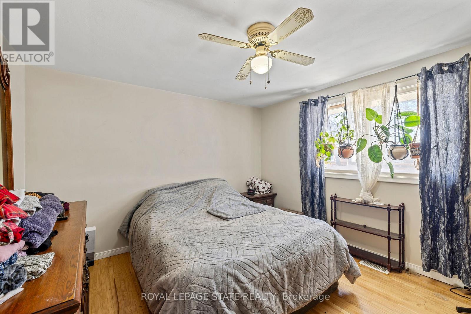 78 Cromwell Crescent, Hamilton, Ontario  L8G 2G2 - Photo 9 - X12720388