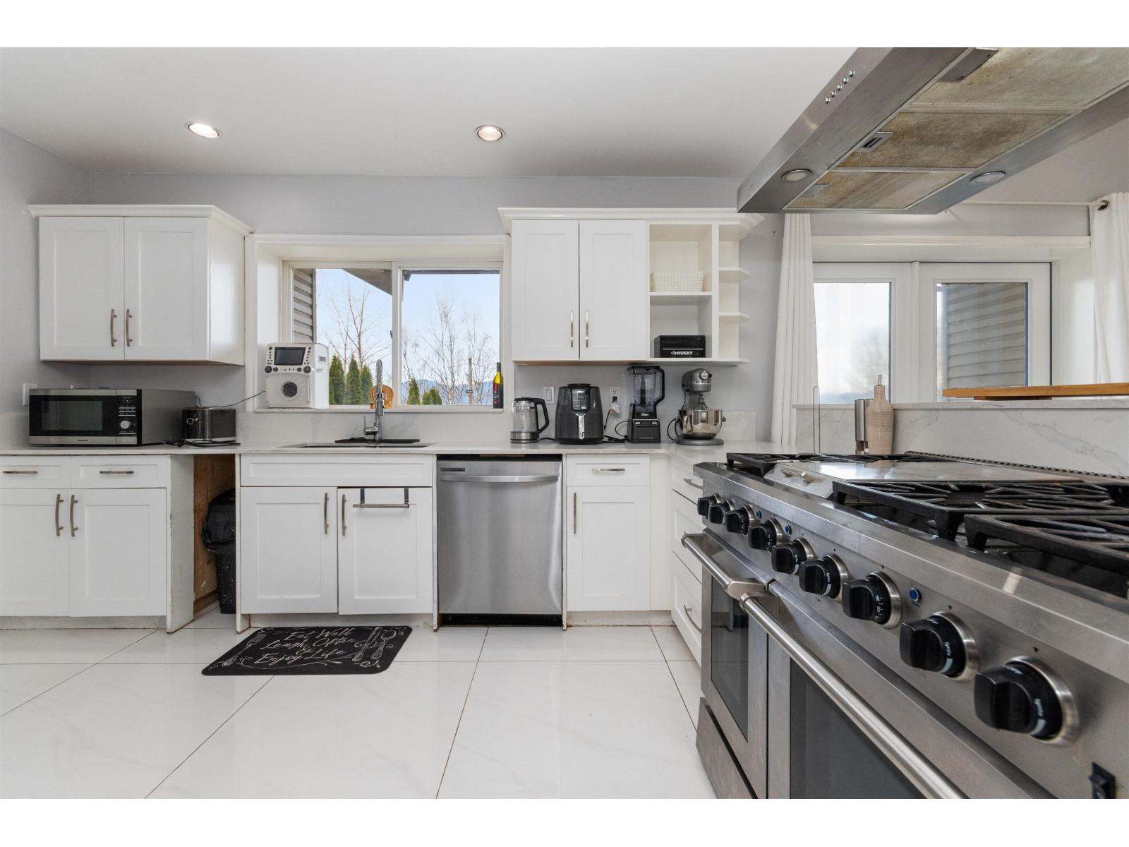 5782 Jinkerson Road, Promontory, Chilliwack, British Columbia  V2R 0C8 - Photo 4 - R3106425